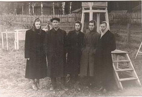 Коллектив метеостанции 1958 год